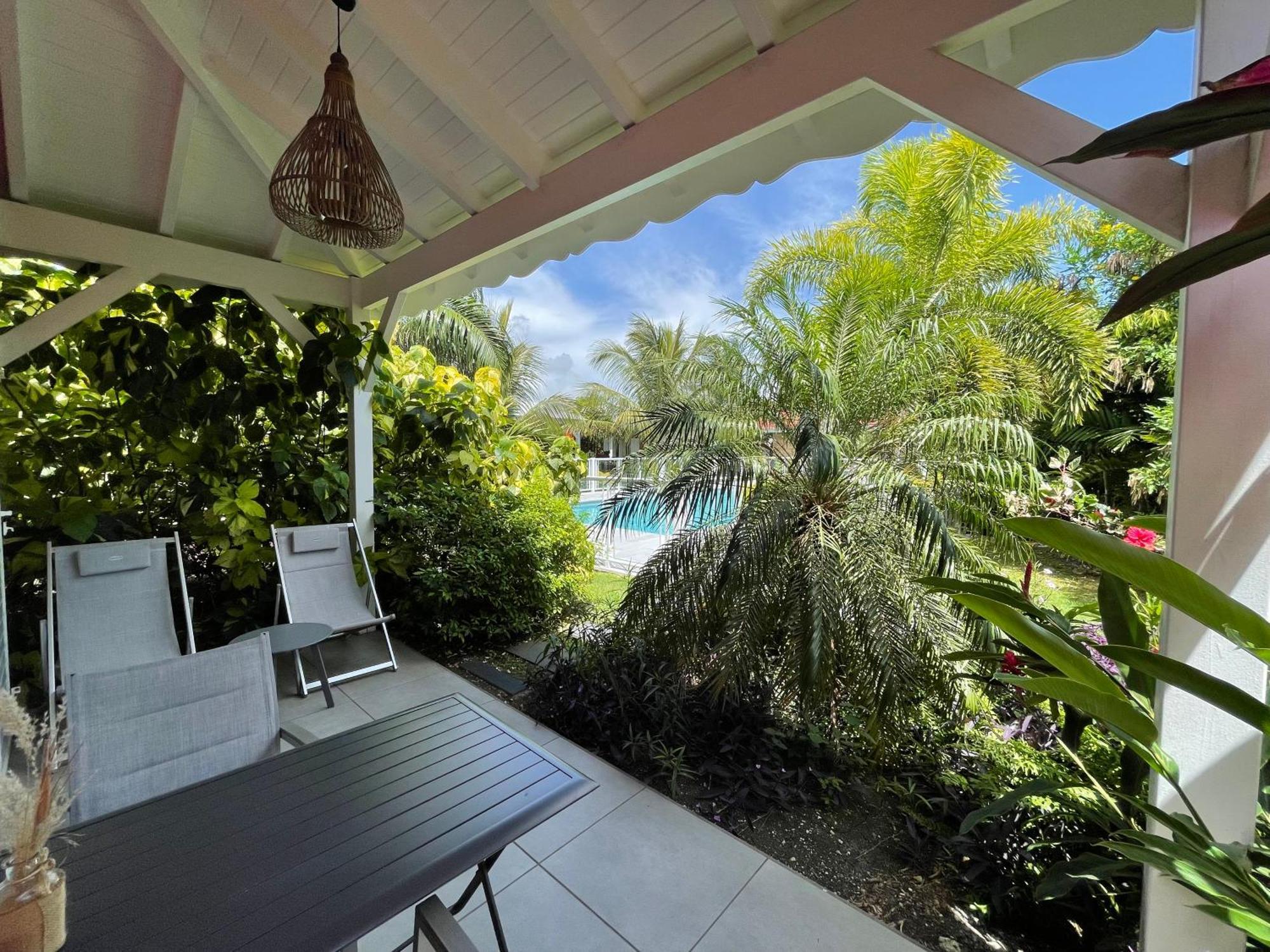 Hotel & Villa Le Cocotel Saint-Francois  Habitación foto