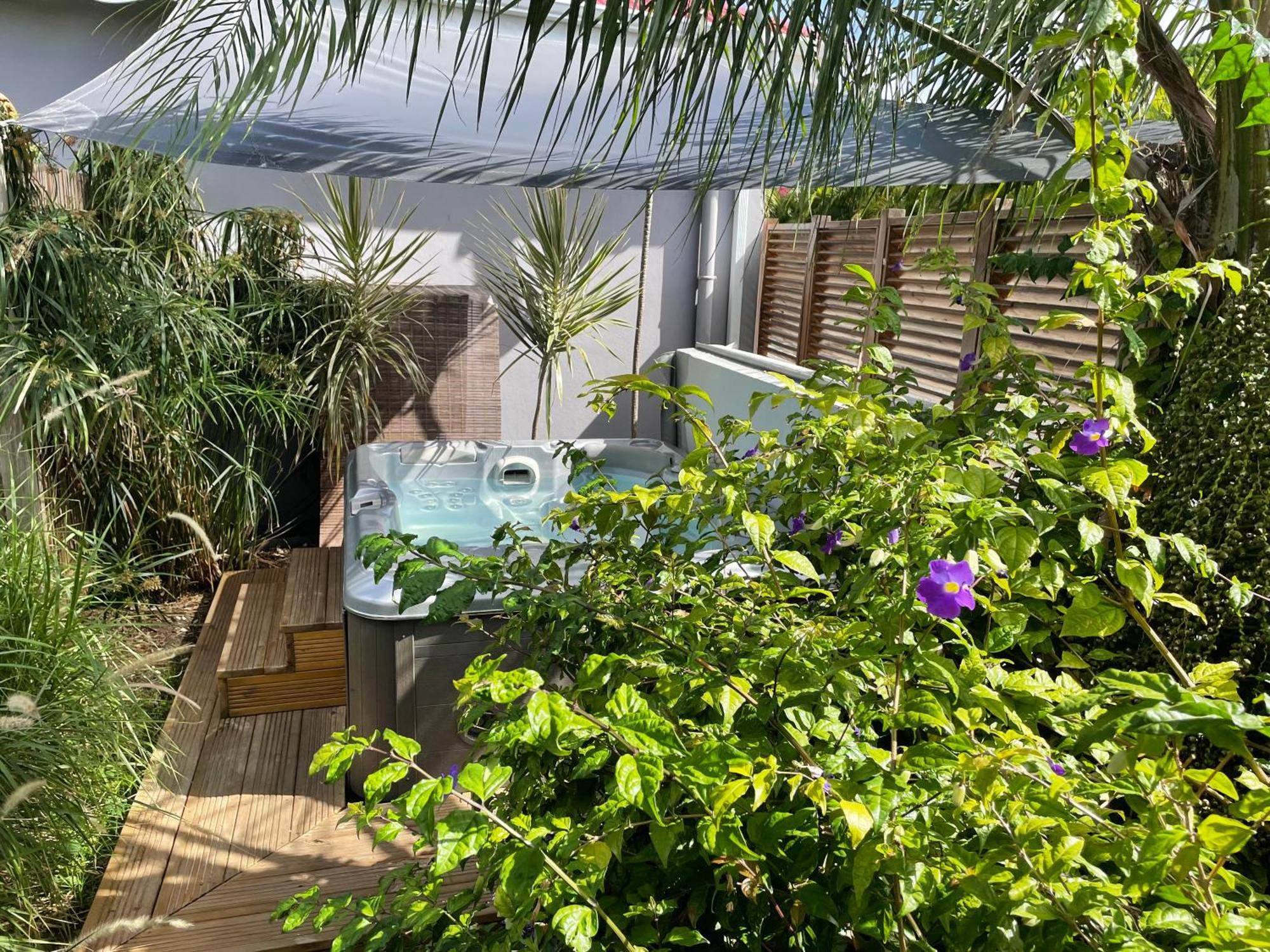 Hotel & Villa Le Cocotel Saint-Francois  Habitación foto