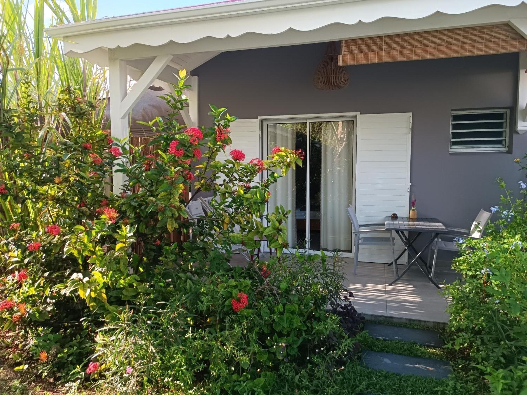 Hotel & Villa Le Cocotel Saint-Francois  Habitación foto